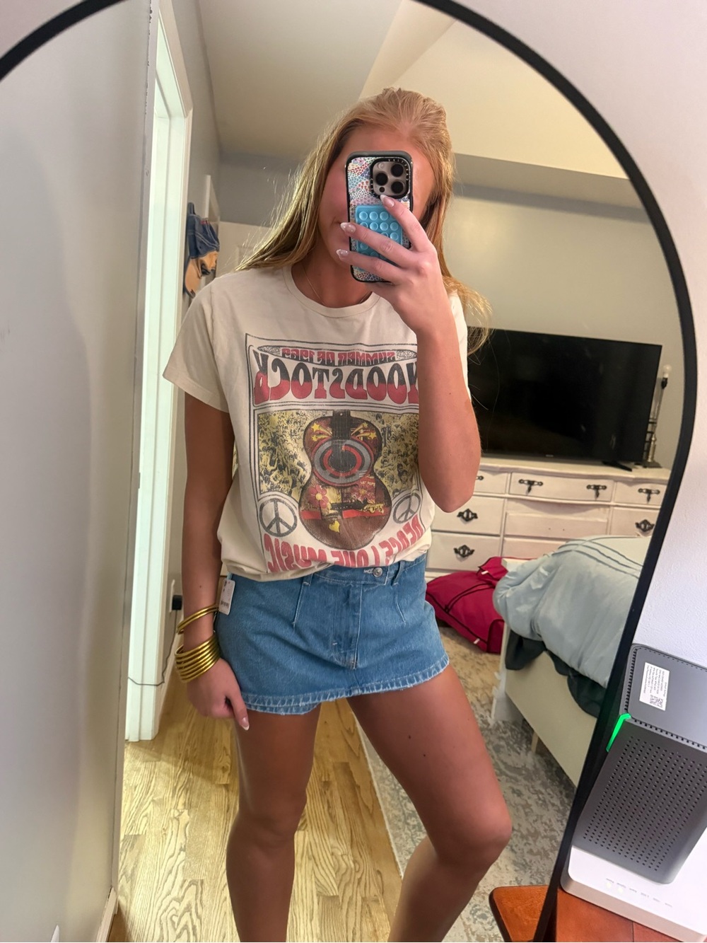 Vintage-Inspired Cream Graphic Band Tee with Blue Denim Mini